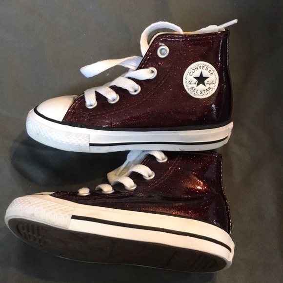 girls red glitter converse